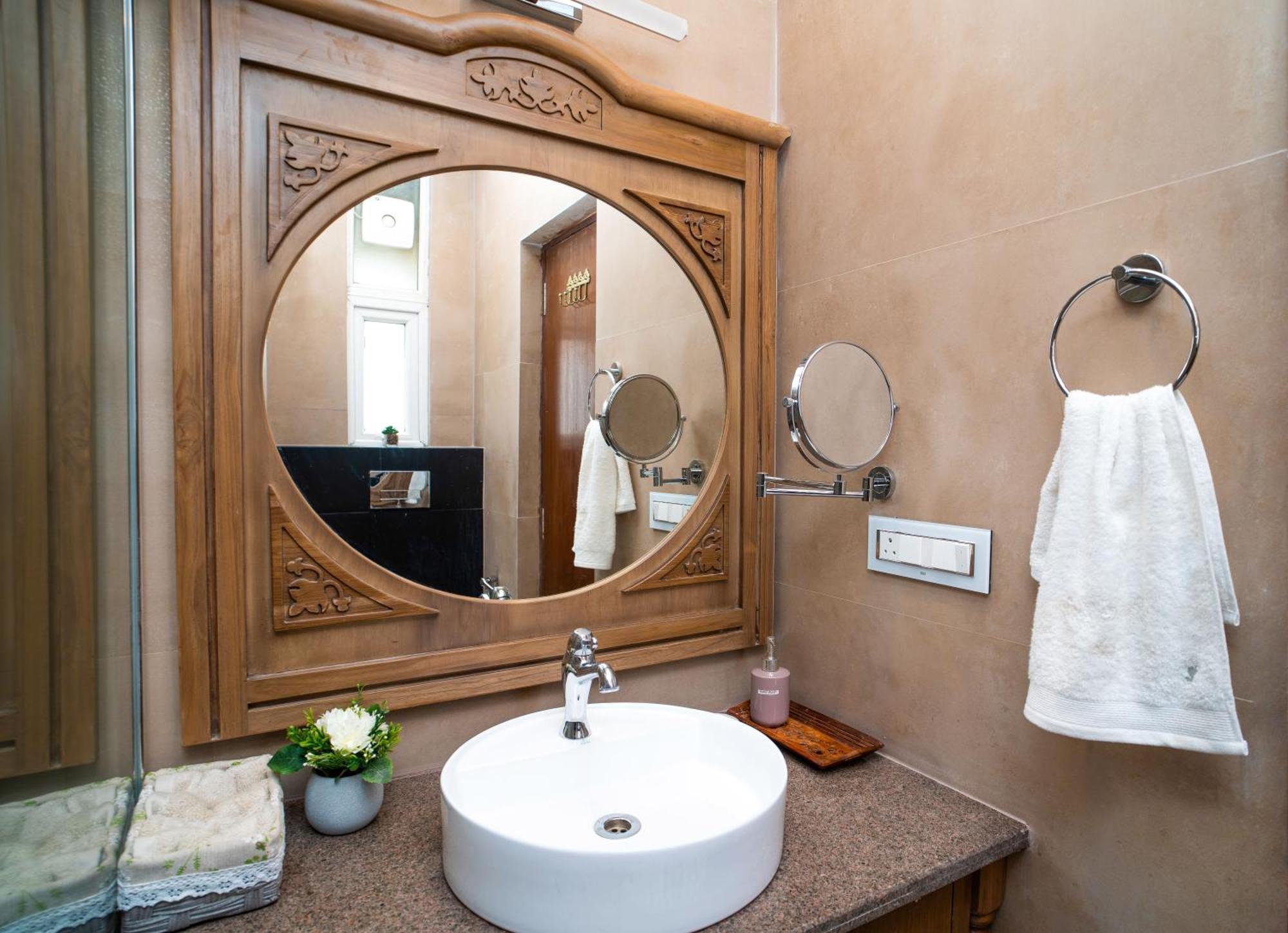 Luxury Aloha Apartments, Rišikéš Exteriér fotografie