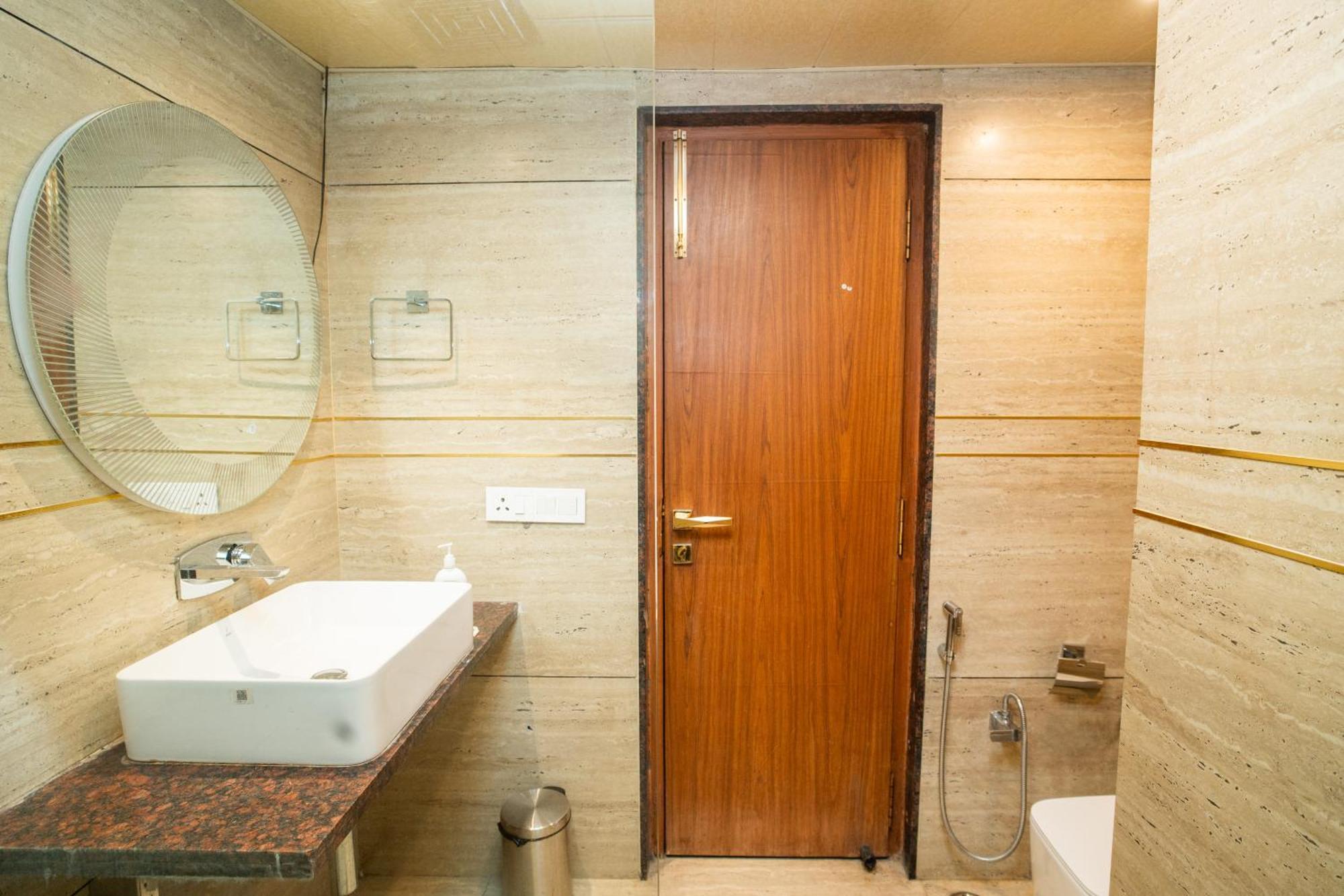 Luxury Aloha Apartments, Rišikéš Exteriér fotografie